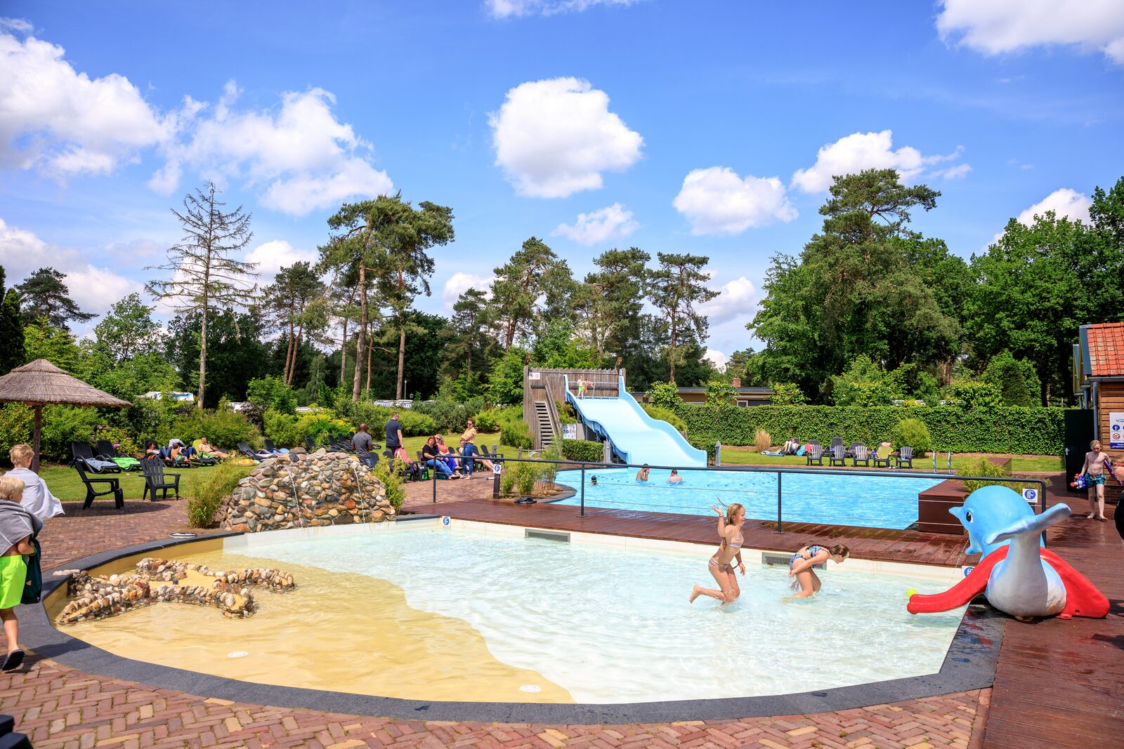 Buitenzwembad Resort Veluwe