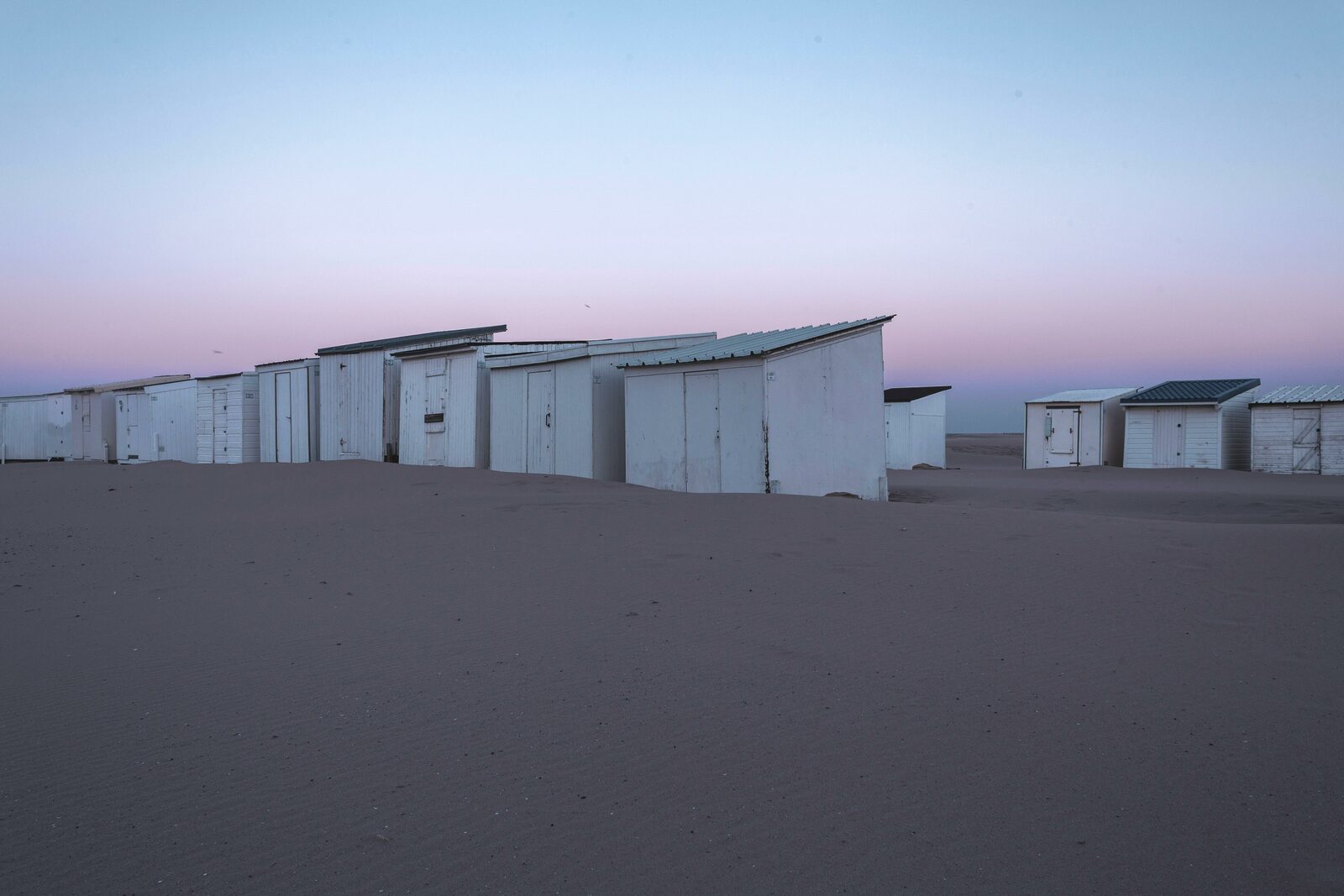 Zonsondergang op het strand van Calais aan de Opaalkust