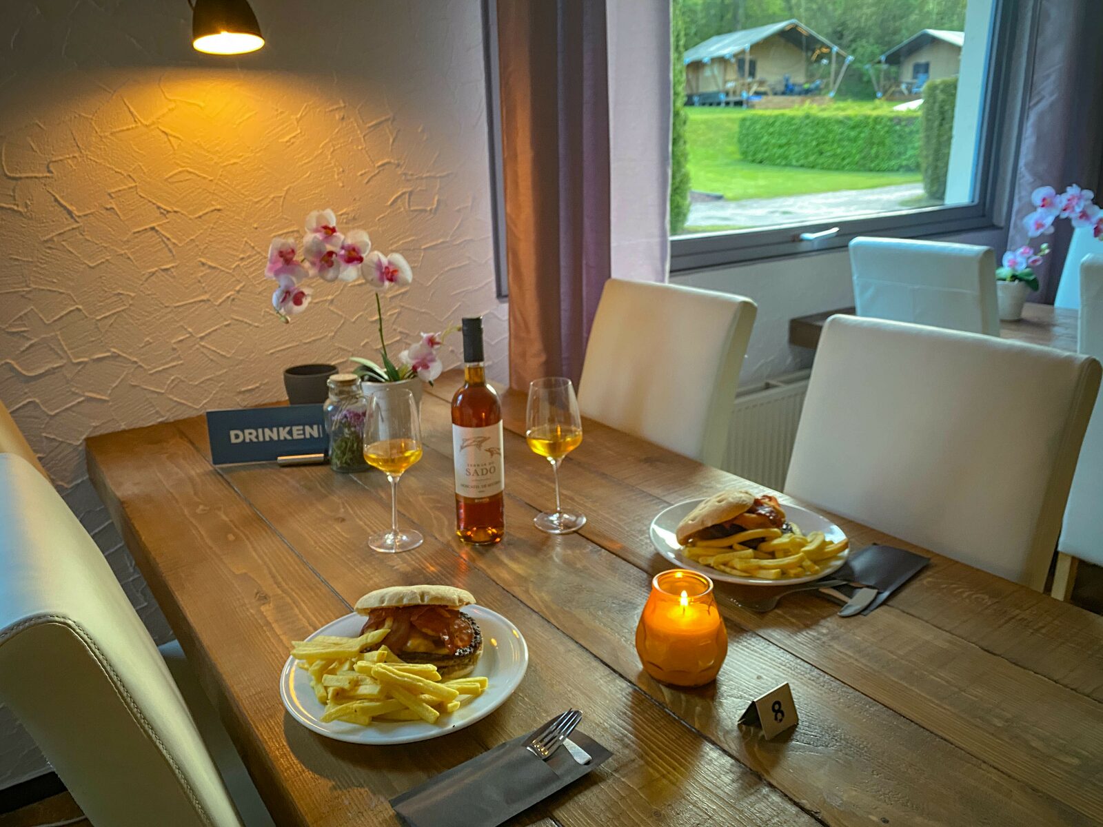 dineren in restaurant Walsdorf