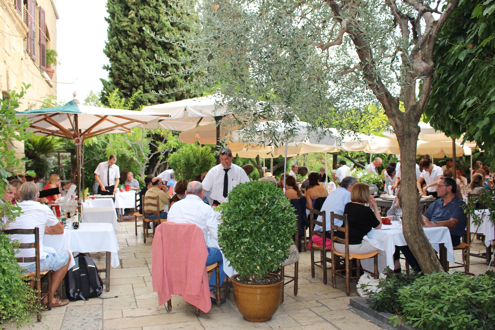 WHERE TO EAT IN ST PAUL DE VENCE? DISCOVER THE BEST RESTAURANTS