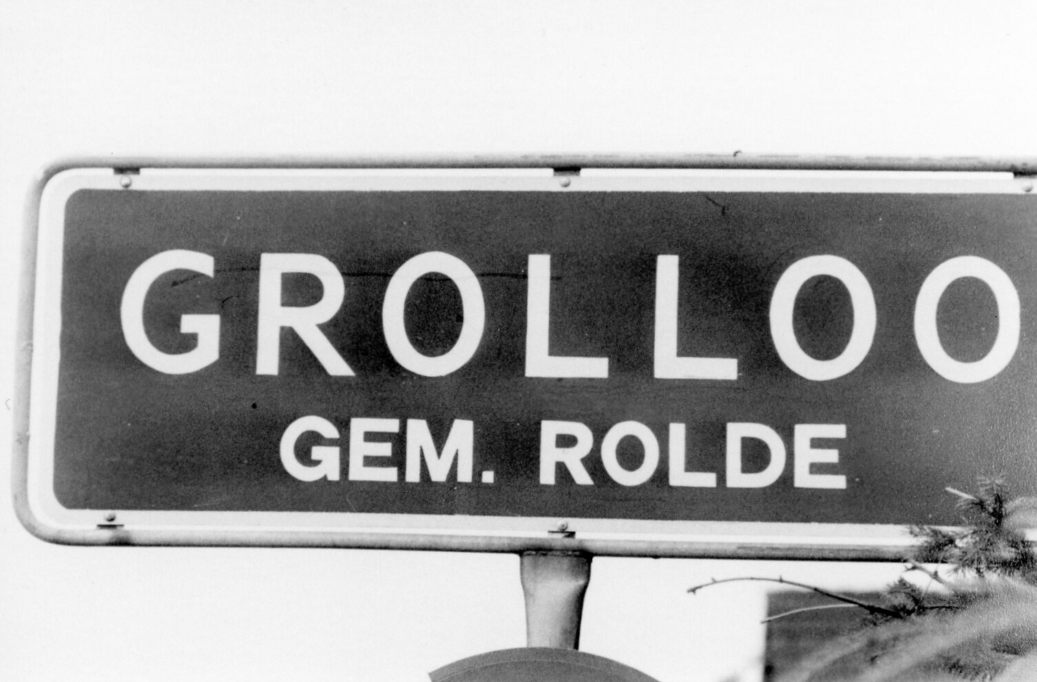 bord Grolloo in de gemeente Rolde