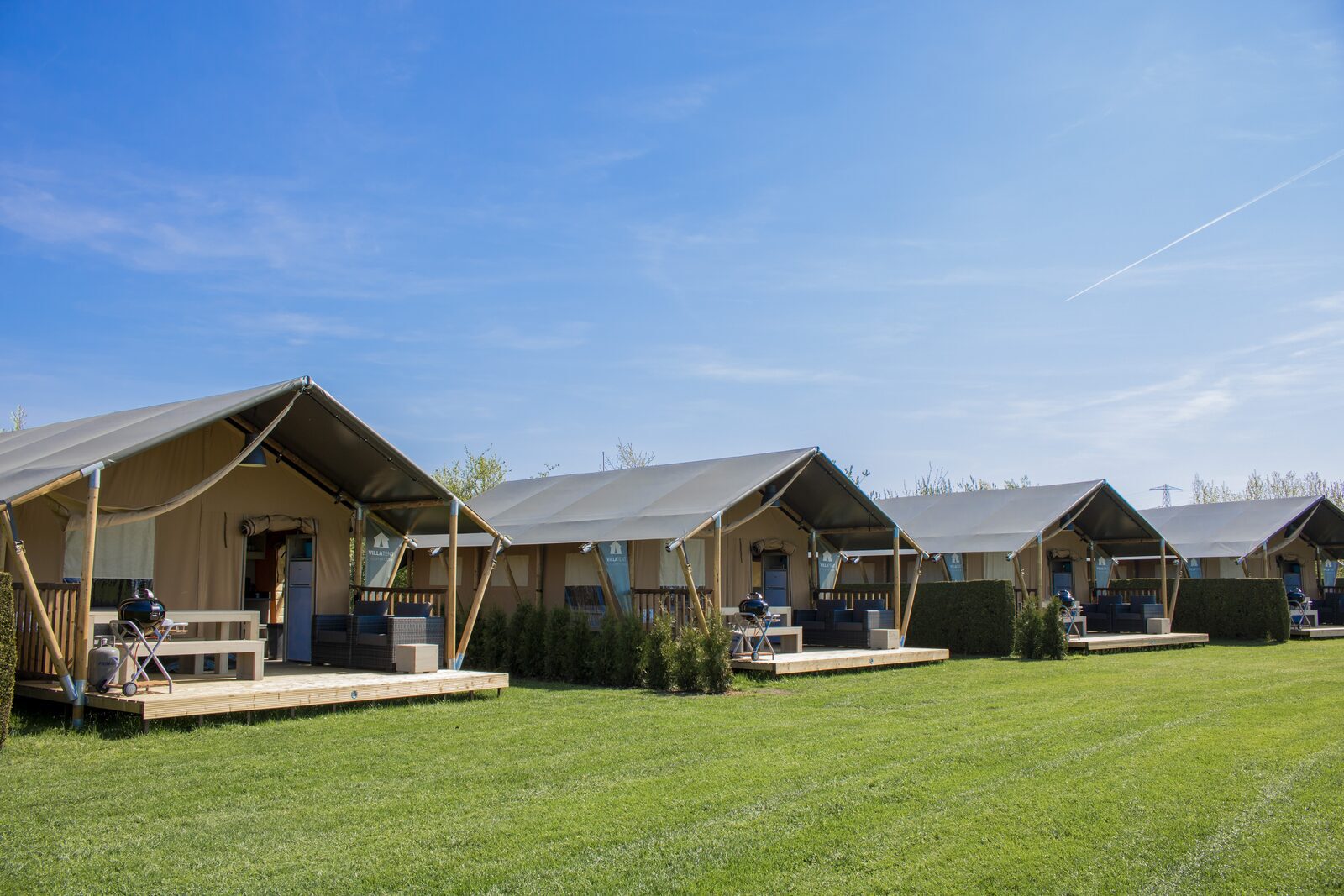Luxe glamping