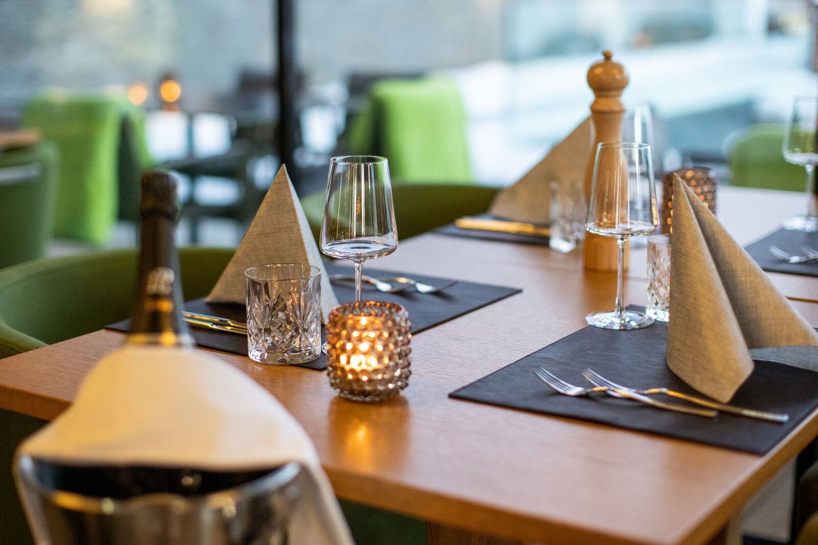 Off Course Alpenbrasserie & Bar crowned Best Cafeteria 2023 by Restaurant Guru