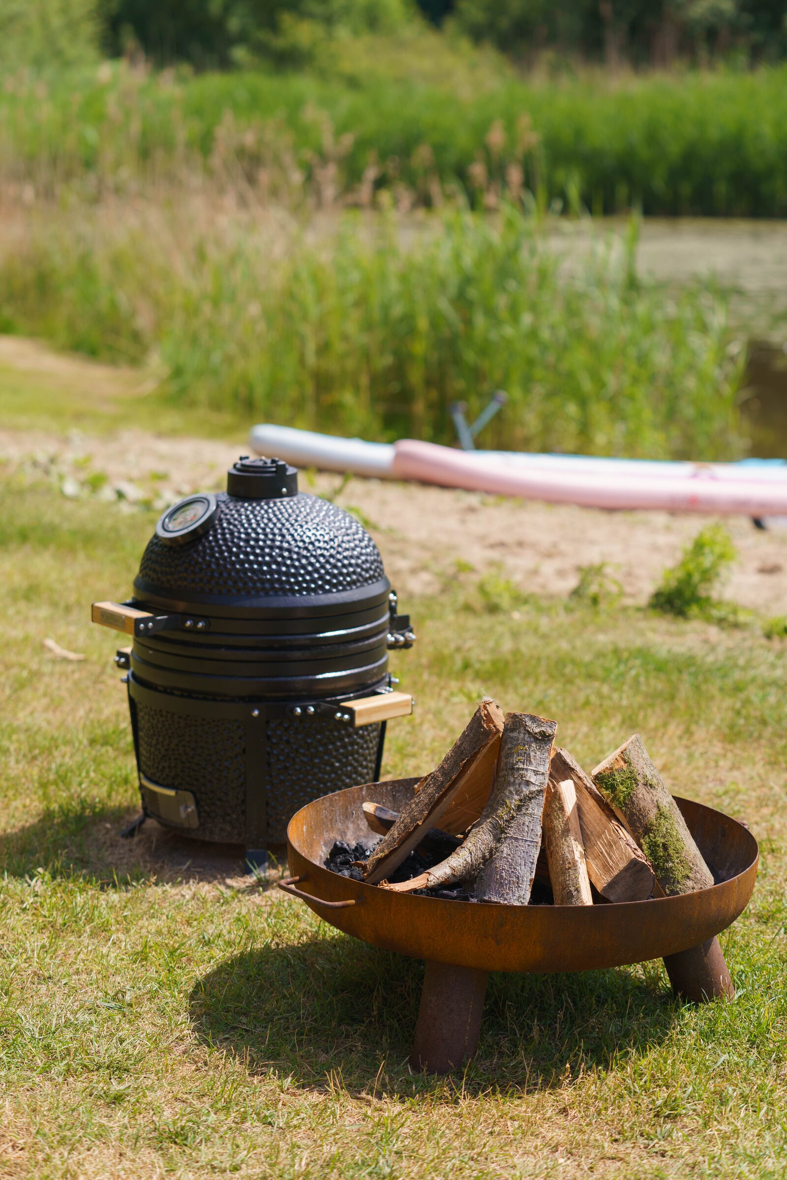 Grillen auf einem Kamado-Grill