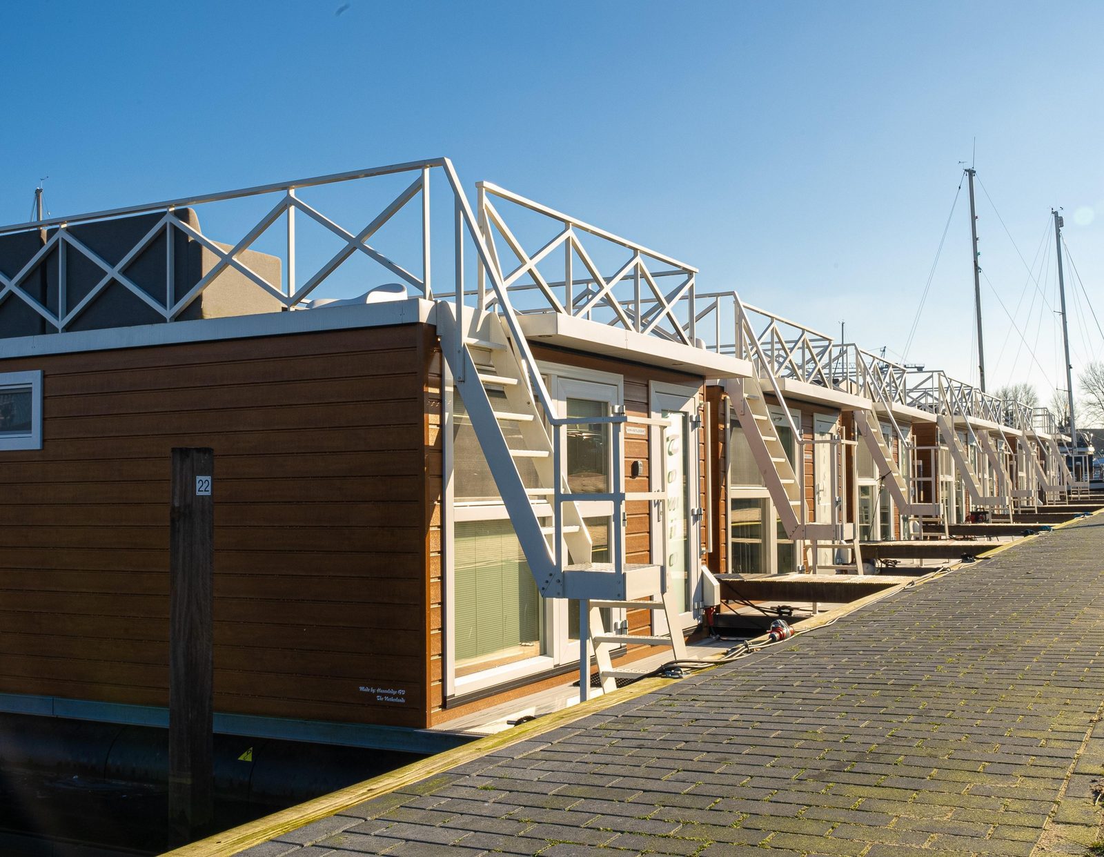 Rent a houseboat in the Netherlands Rent Houseboat