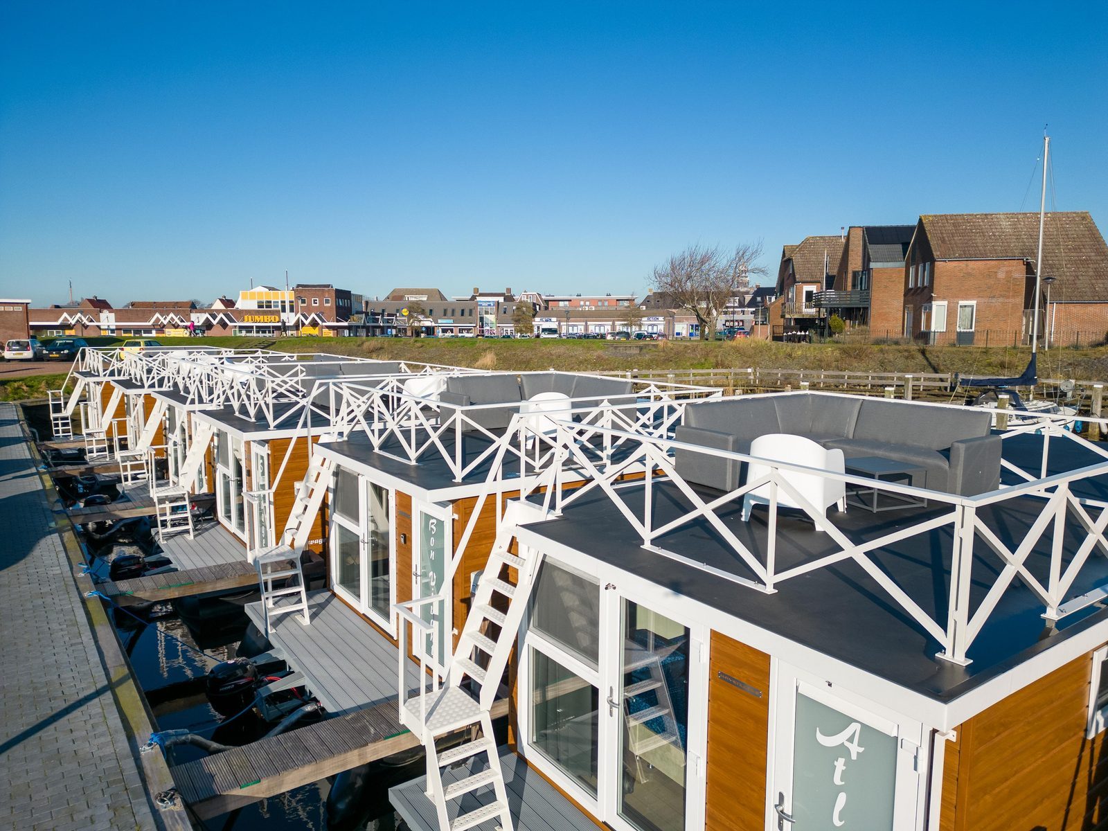 Rent a houseboat in the Netherlands Rent Houseboat