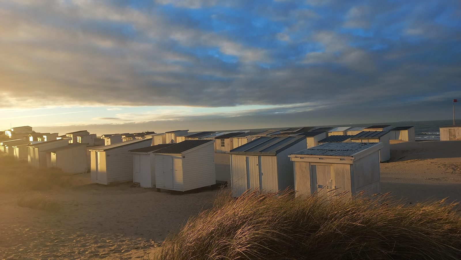 Find out what to do in Calais, France and stay at our holiday residences 