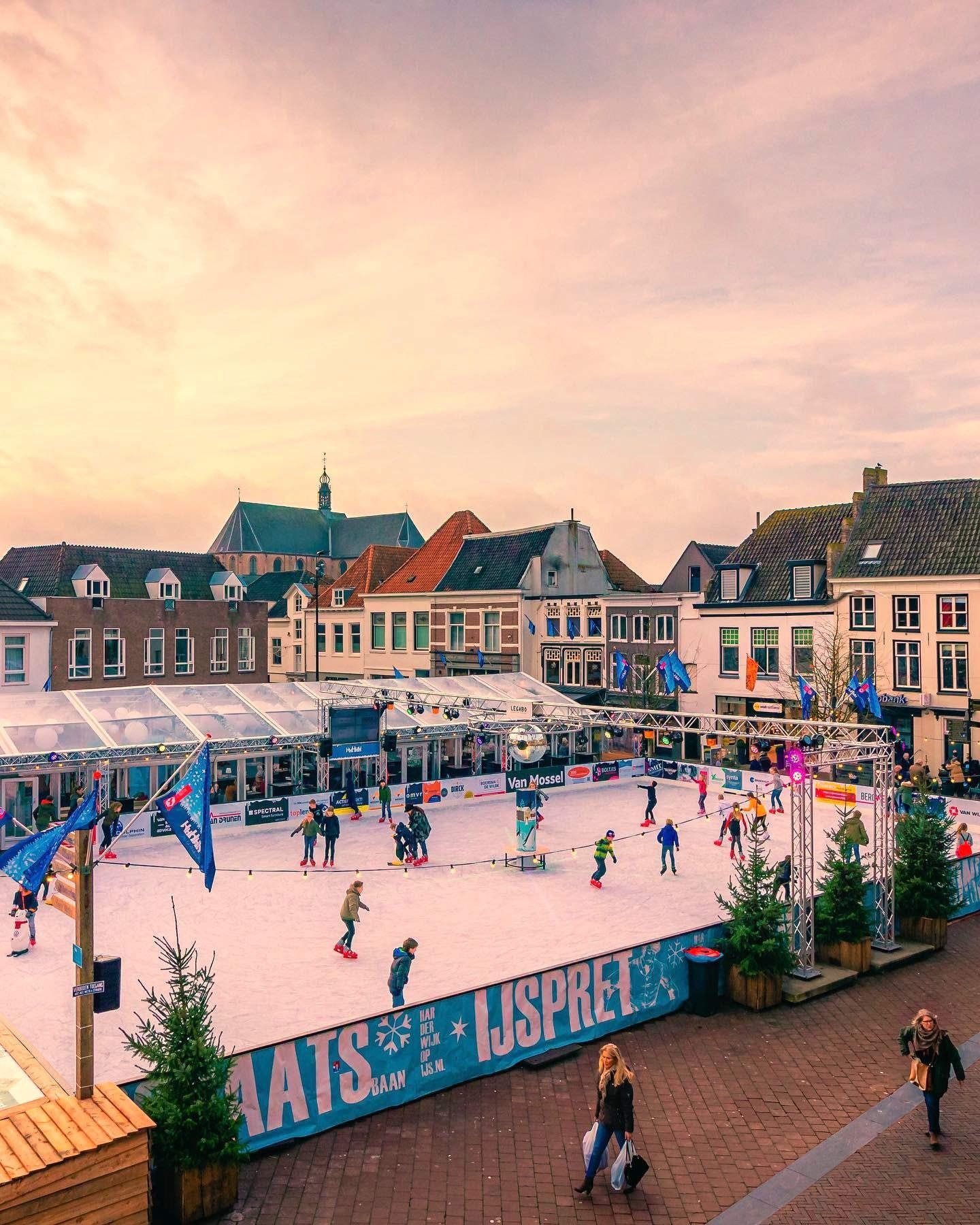 Harderwijk op IJs