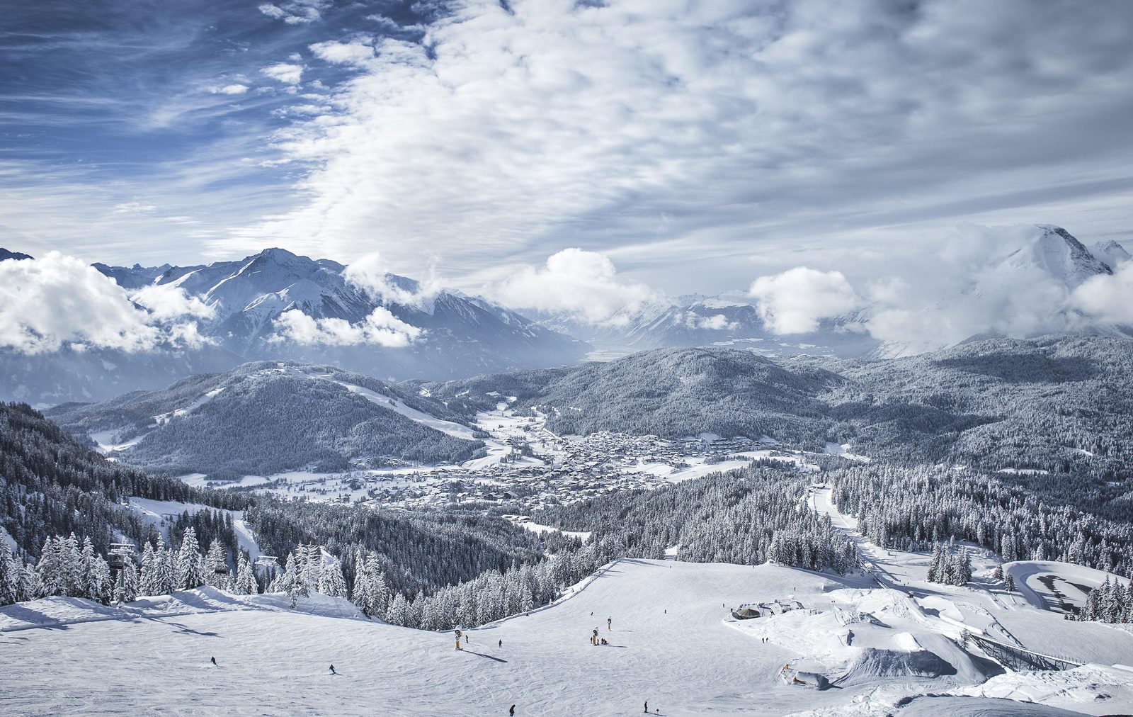 Ga er last minute op uit en wie weet sta je volgende week al in de Tiroler Alpen!