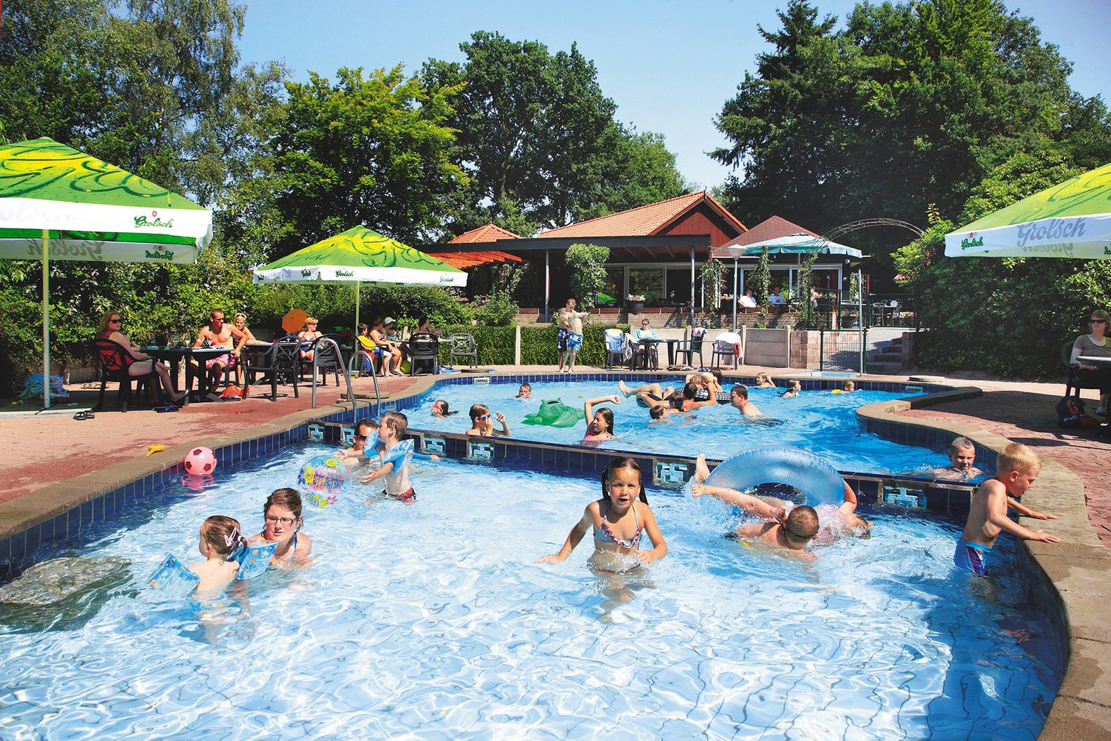 Vakantiepark Overijssel met buitenzwembad