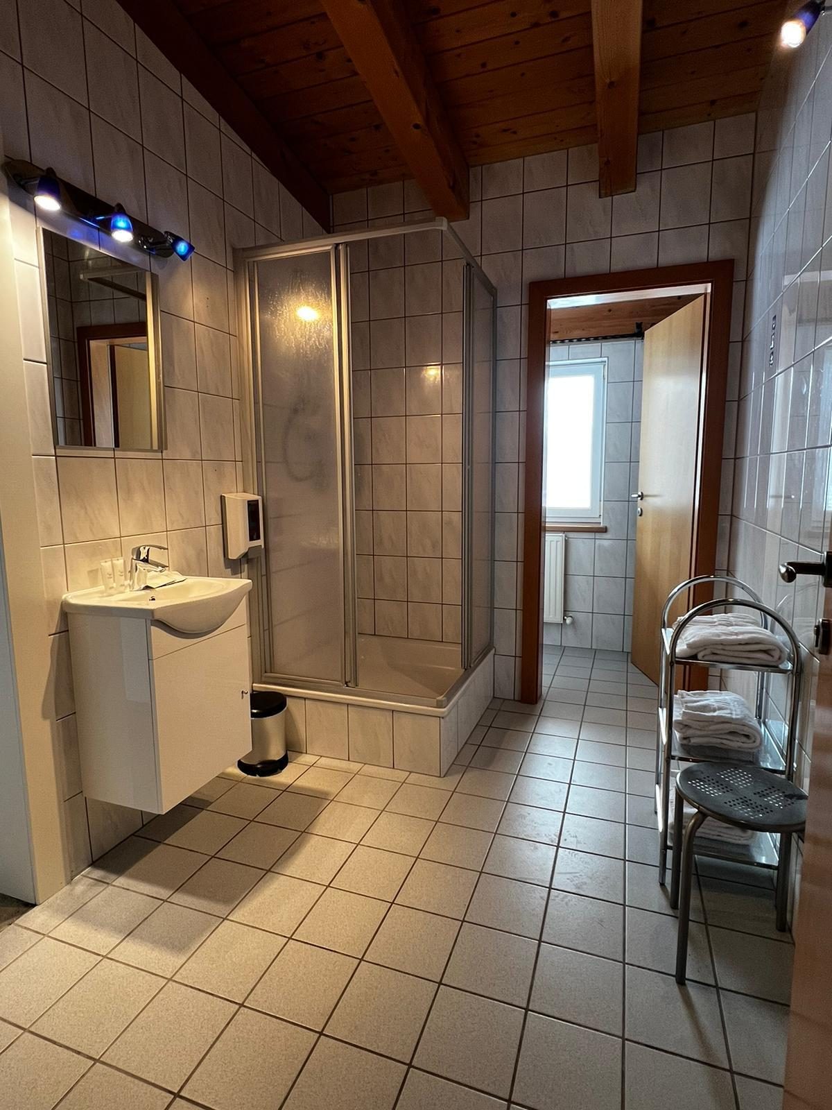 NEW: Private sanitary facilities