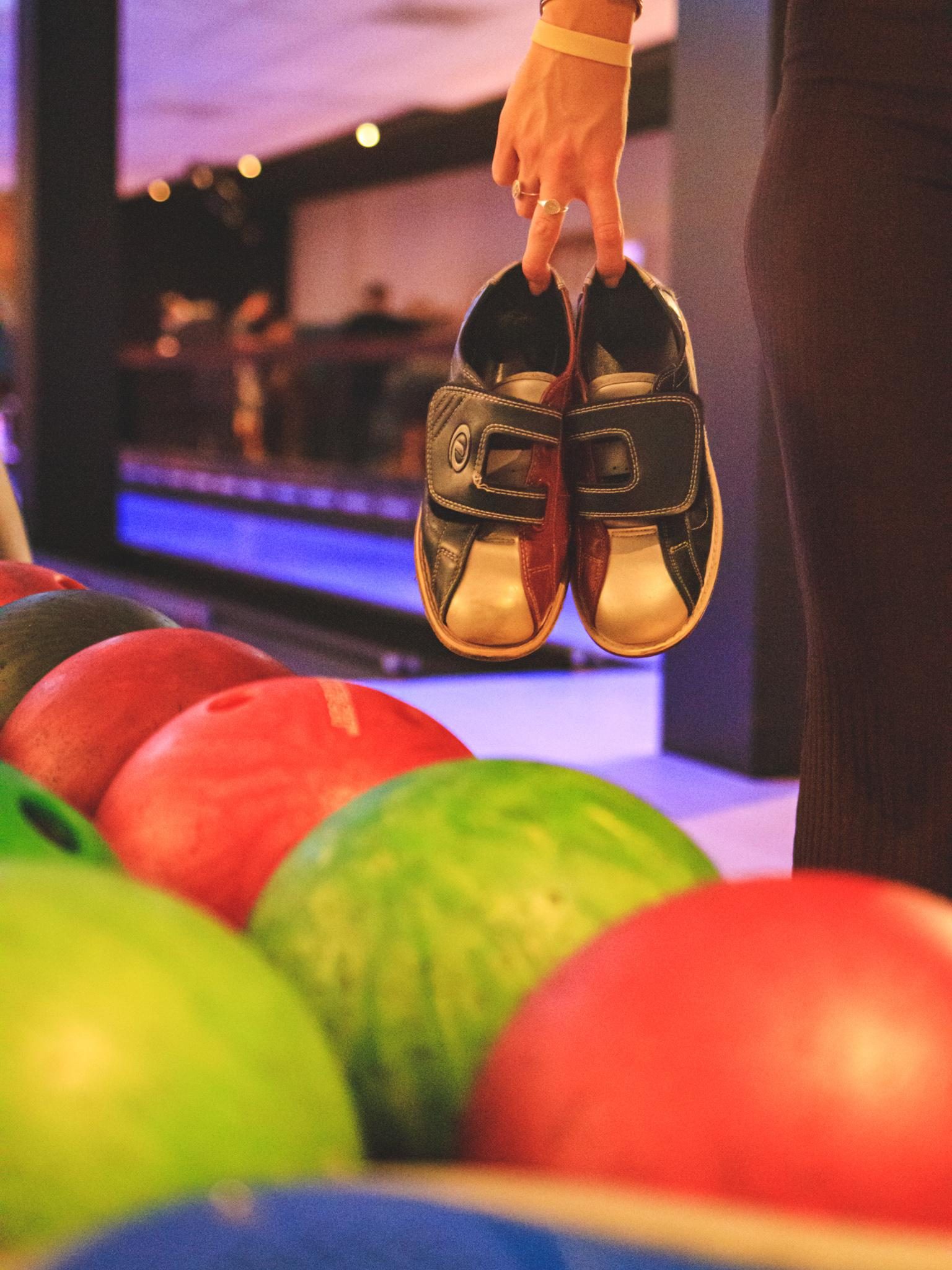 Bowling or XL games with dinner