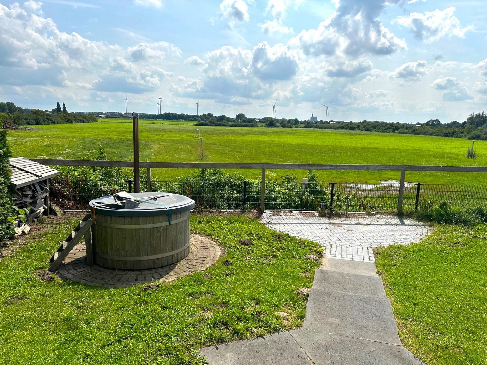 Boterbloem op kavel RT18-233 gelegen aan de buitenrand van het park met een prachtig uitzicht over de weide