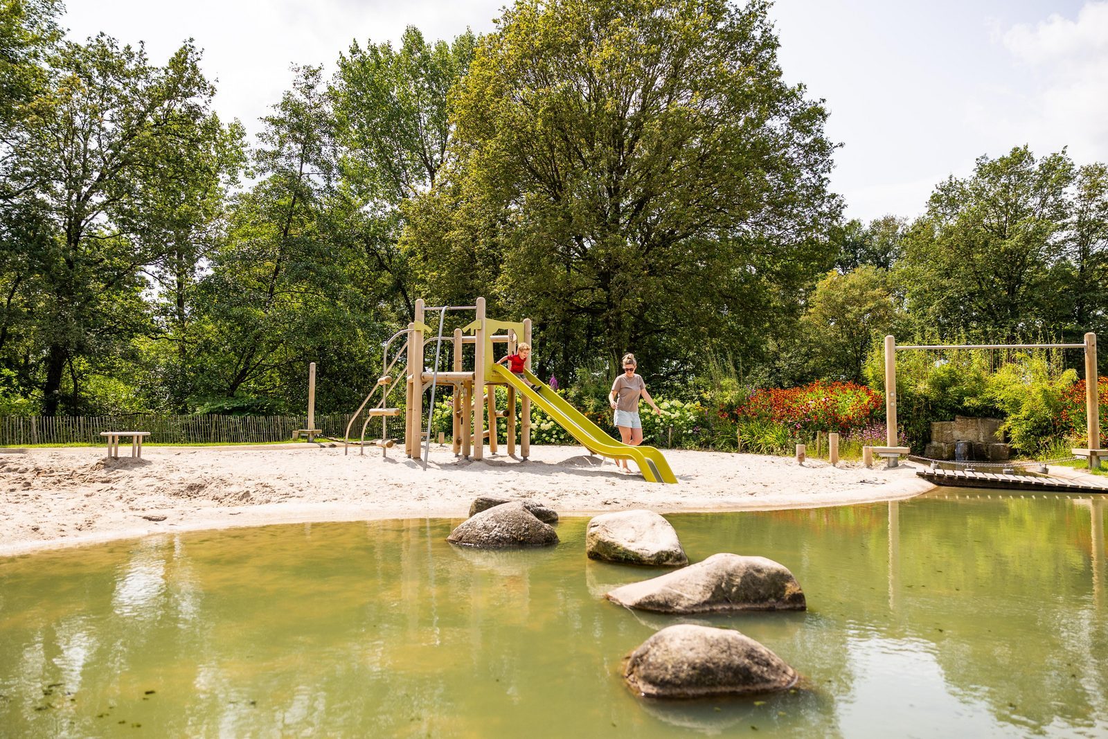 Camping met waterspeeltuin