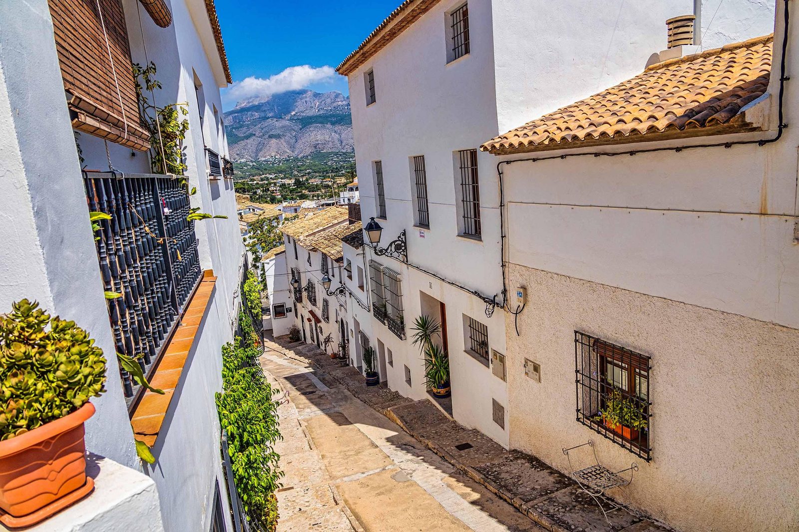 Narrow streets of Altea