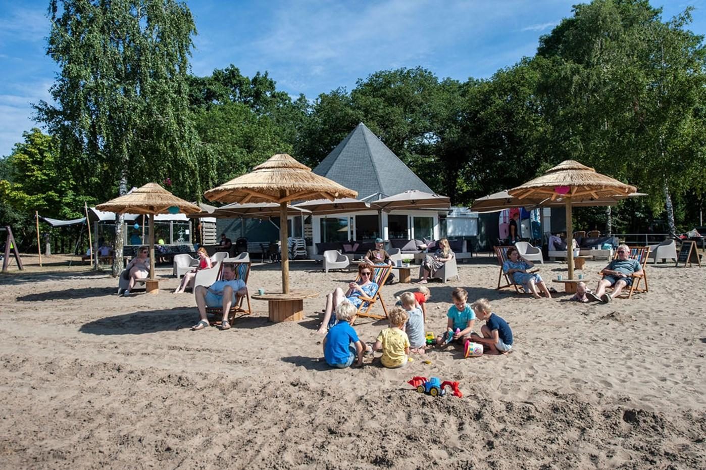 strand parasols