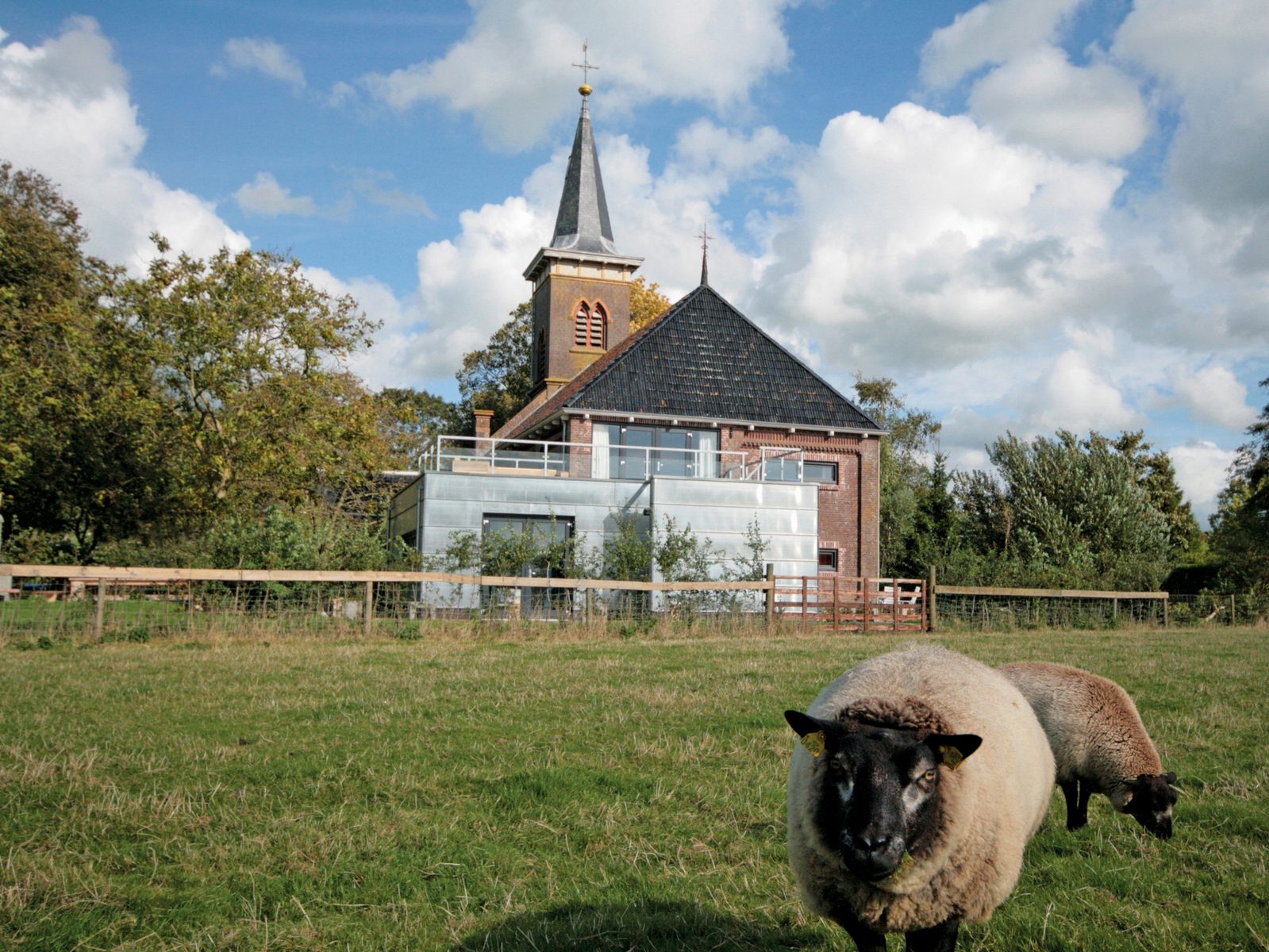 Vakantiehuis de Grutte Tsjerke in Friesland