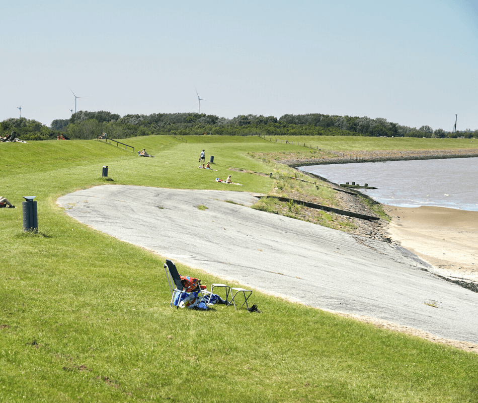 Strand, Deich & Natursee