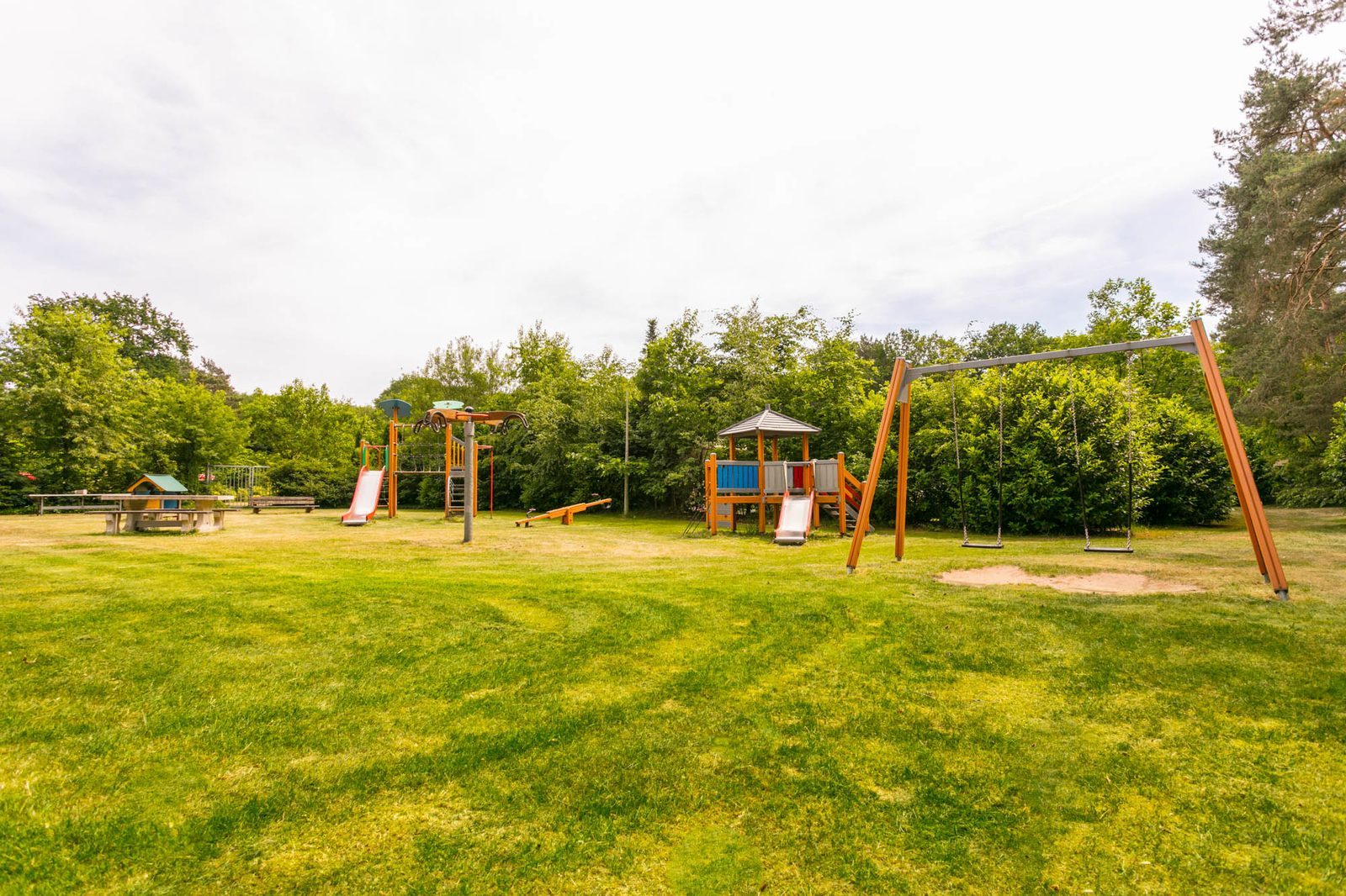 Spielplatz und Spielfeld