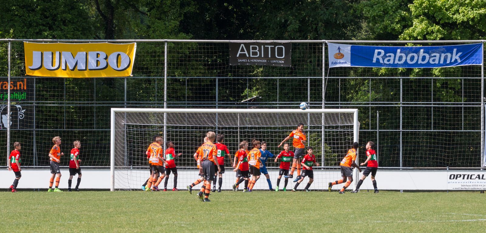 TopParken Tournament U14 - Internationaal voetbaltoernooi in Lunteren