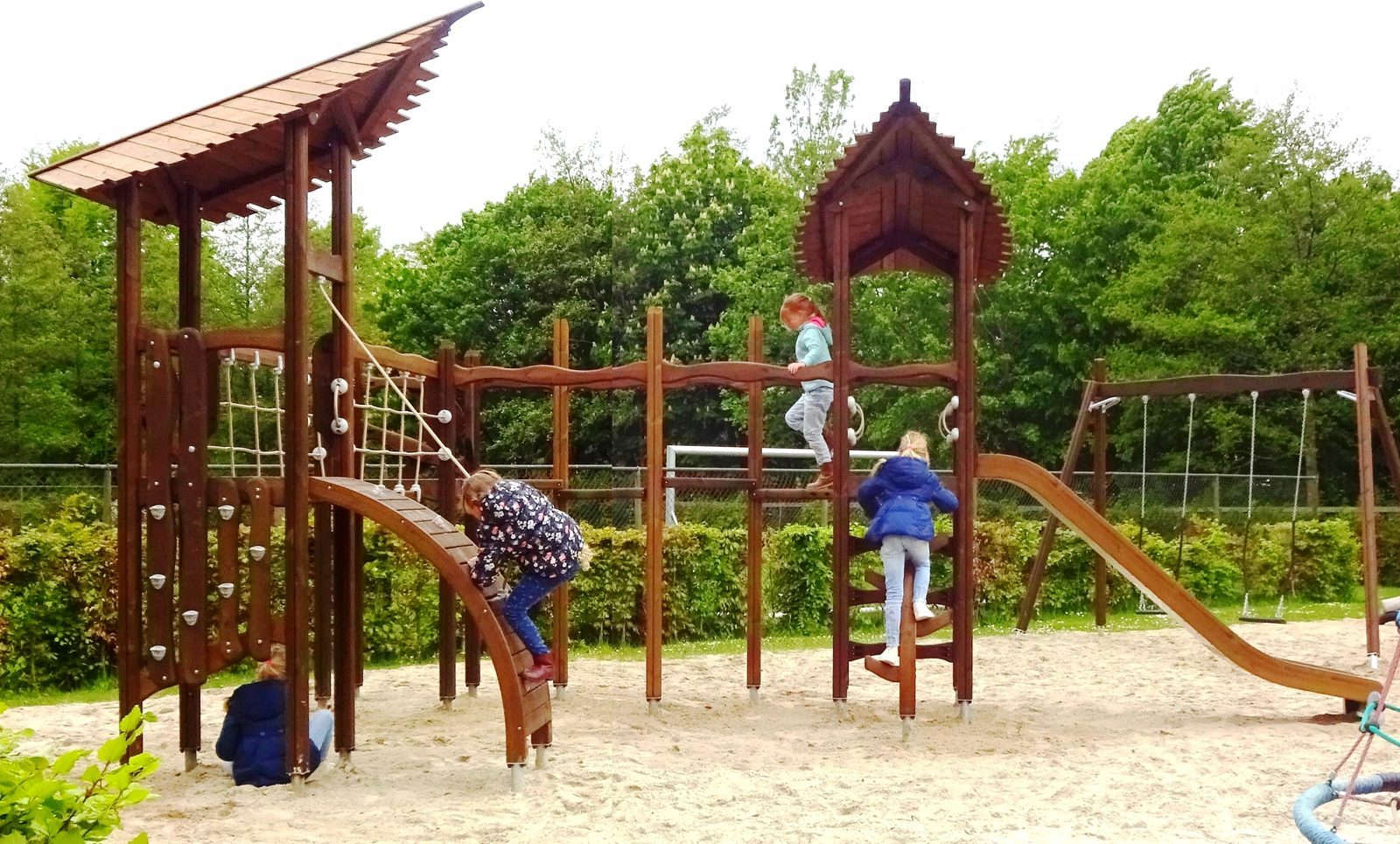 Spielplatz & Spielwald 