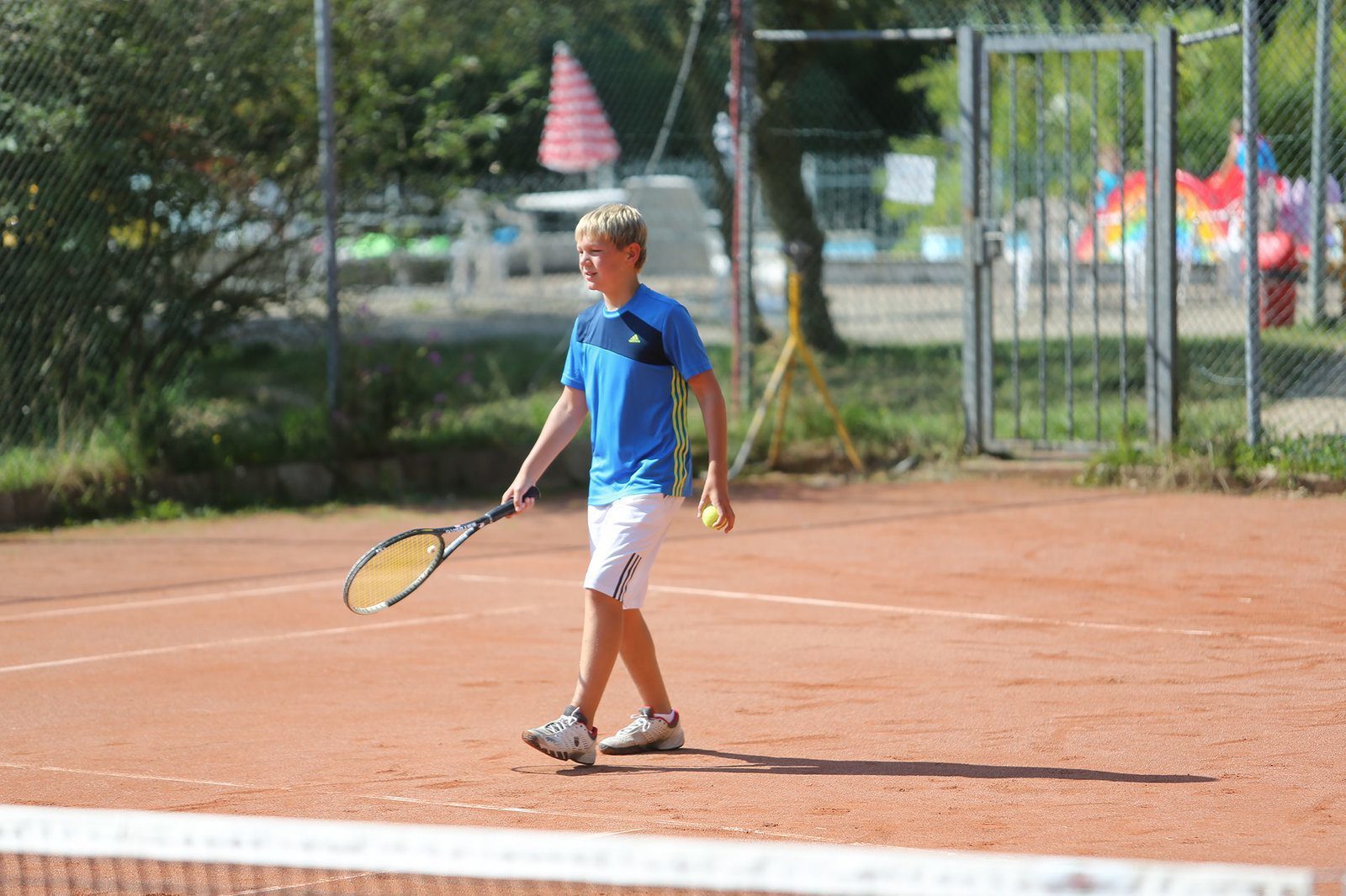 Tennisbaan Petite Suisse