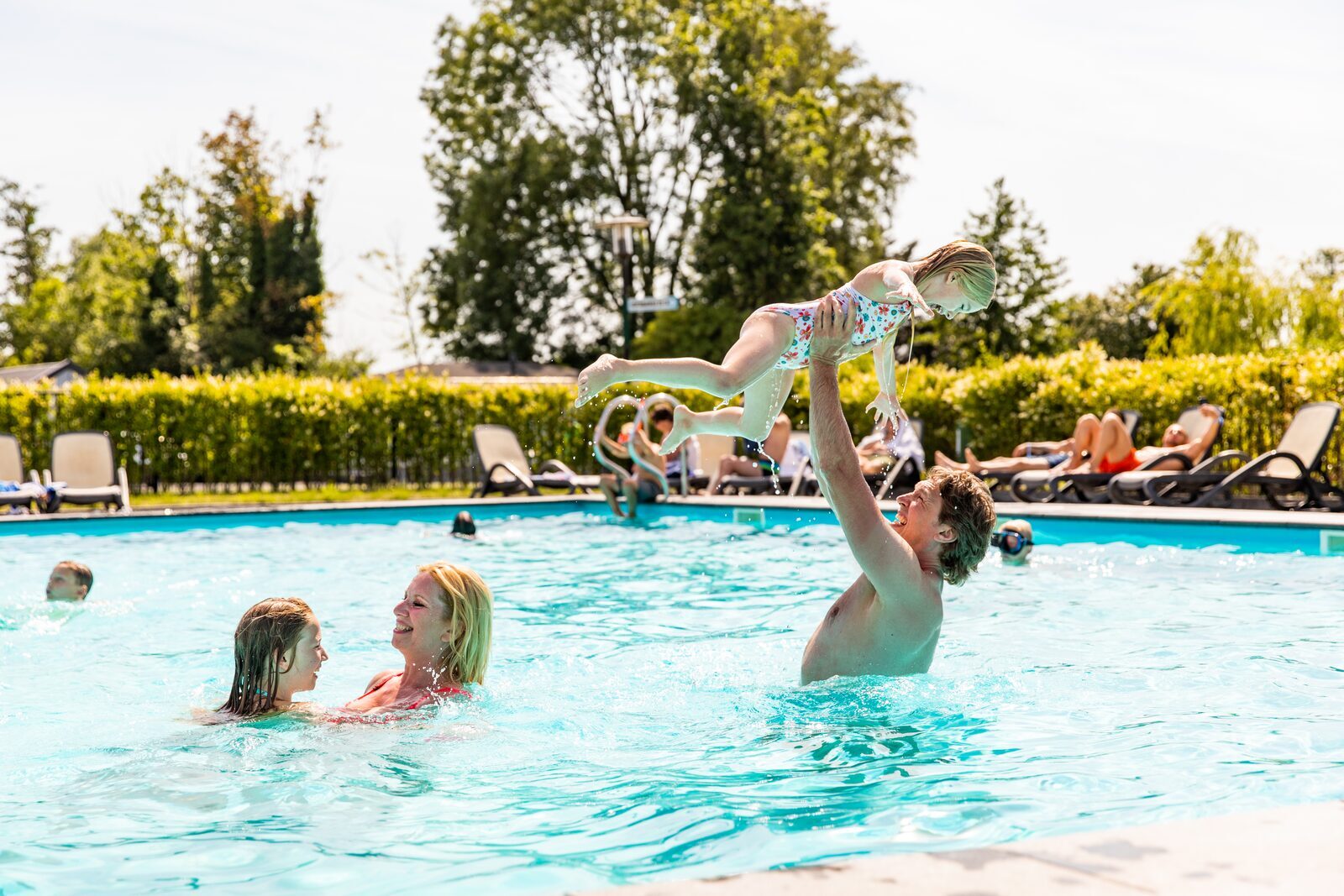 Ferienpark in den Niederlanden mit Schwimmbad