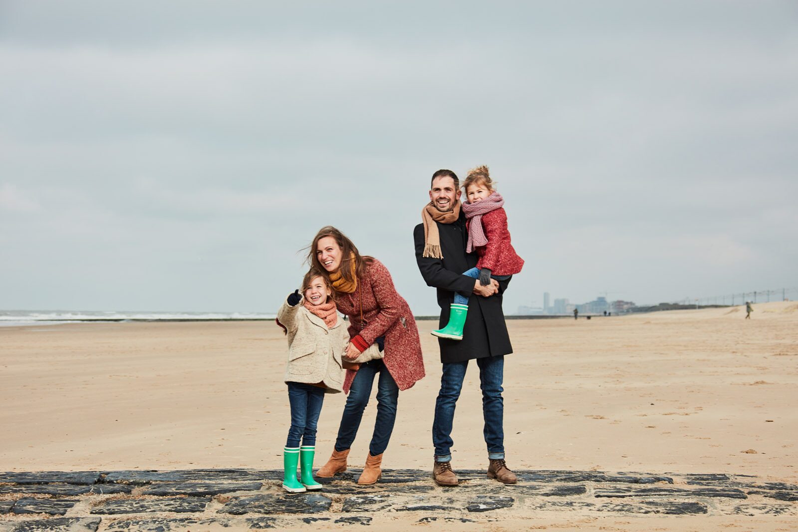 Familie op het strand - Belgische Kust