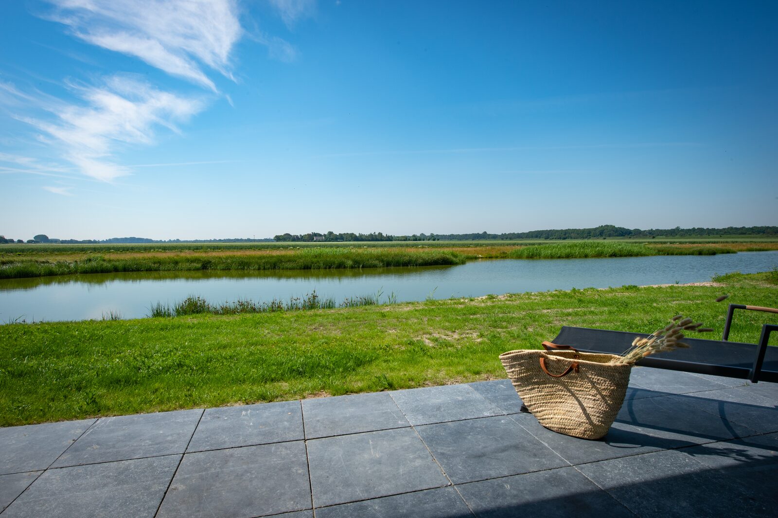 Luxe vakantiehuis zeeland waterlijn 40