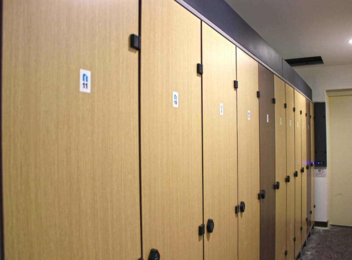 Ski lockers