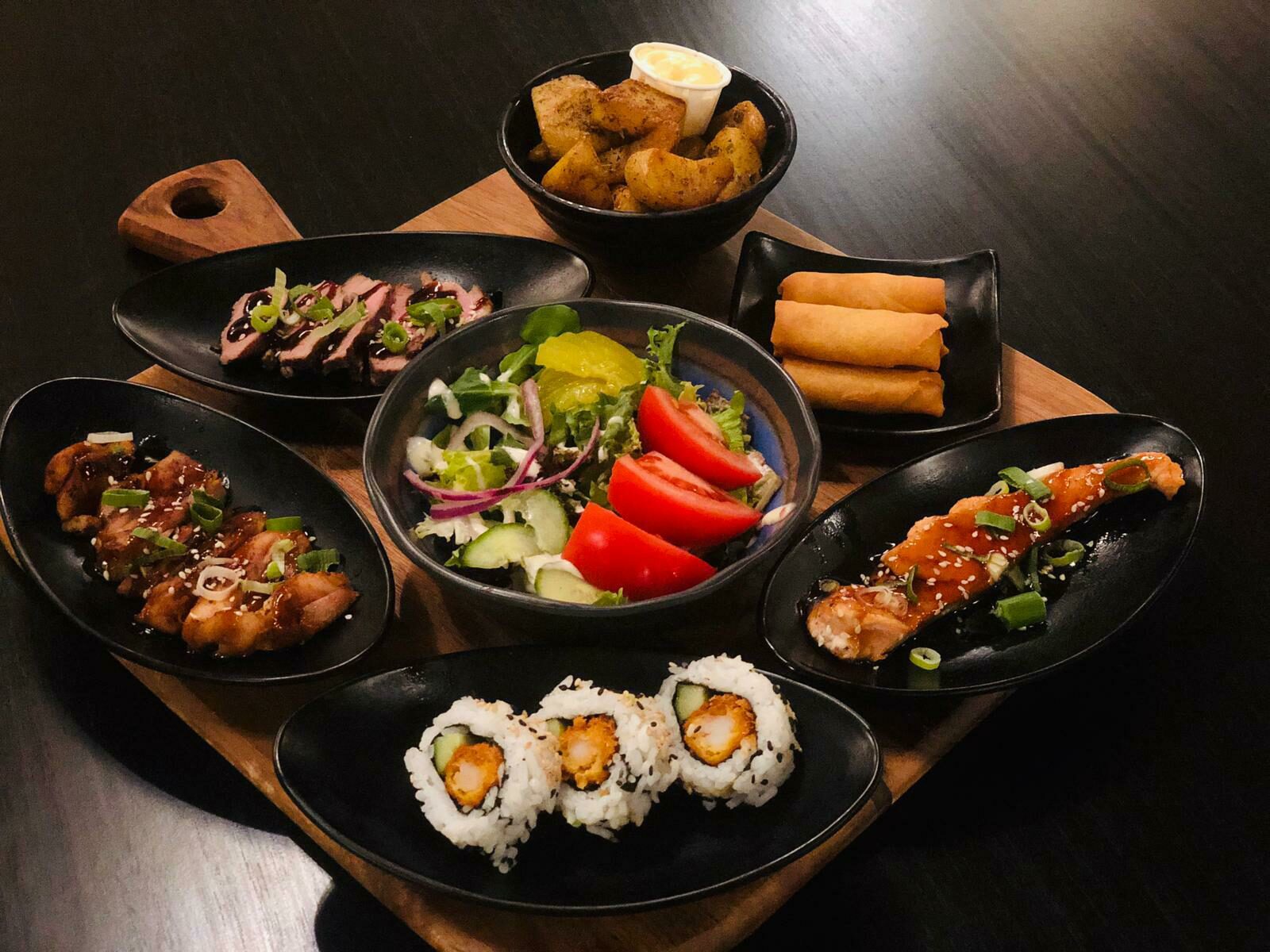 Lekker Oosters Box| €15,95 per stuk Lekker Oosters Box| €15,95 per stuk